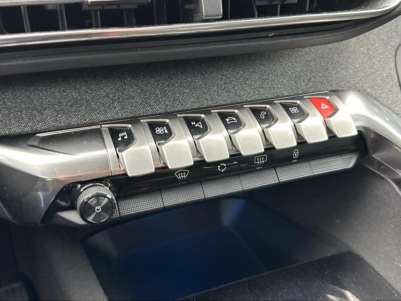 Peugeot 3008 bluehdi 130ch s&s bvm6 allure pack — photo 27