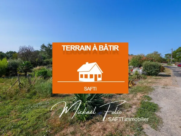 Terrain constructible de 429 m²