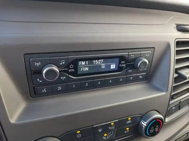 Ford Transit 2t fg t310 l2h2 2.0 ecoblue 130ch ambiente — photo 14