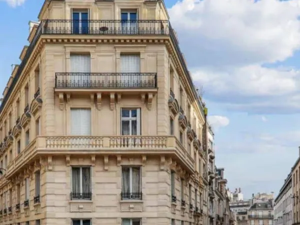 Bureaux 250 m²