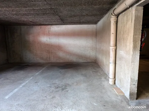 Parking securisé Talence Thouars 65