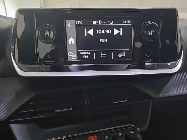 Peugeot 208 puretech 75 s&amp;s bvm5 — photo 20