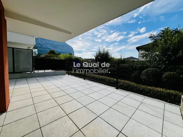 Appartement à louer Saint-Égrève