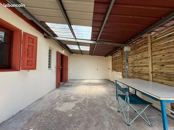 Propriété 3 pièces 53 m²