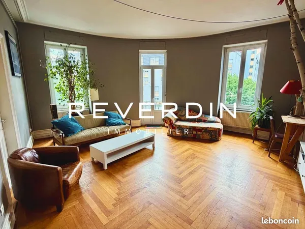 Appartement 4 pièces 107 m²