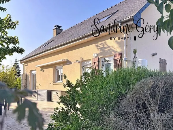 Maison au calme A Pouancé proche Plan de l'Etang de St Aubin