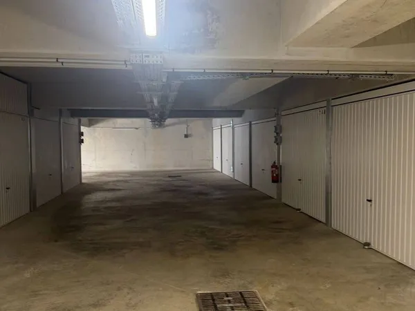 Parking 15 m²