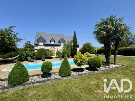 Maison 7 pièces 260 m²