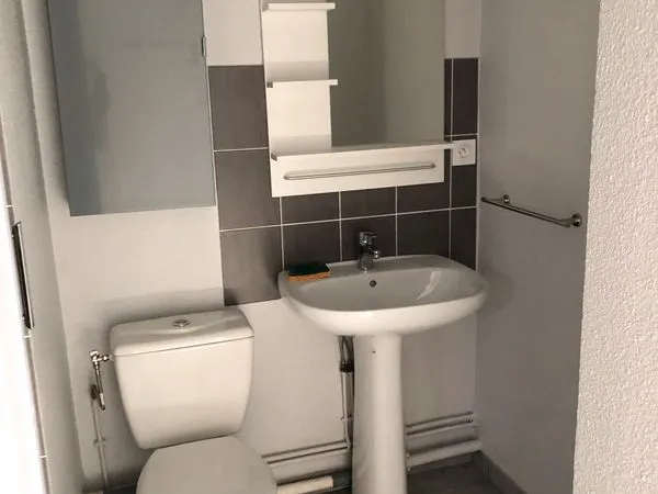 Appartement 1 pièce - 23 m2 dans résidence étudiante