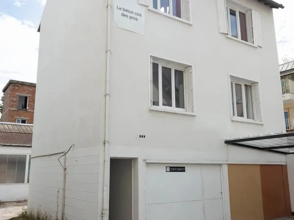Immeuble 91 m²