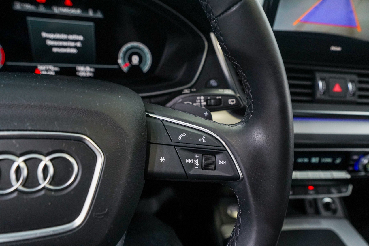 Audi Q5 — photo 19
