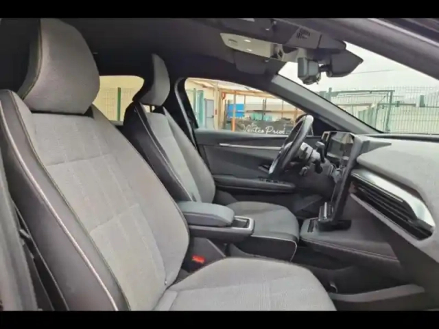 Renault Megane e-tech electric ev60 220ch techno super charge — photo 10