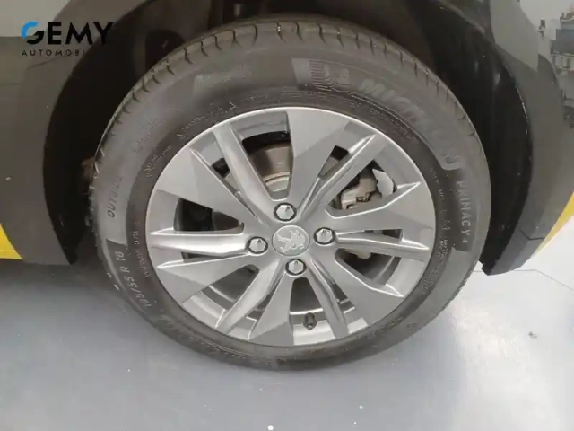 Peugeot 208 electrique 50 kwh 136ch — photo 11