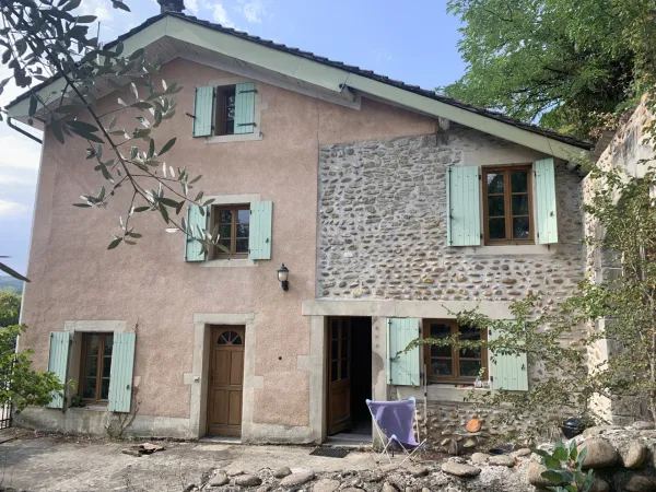 Maison de village avec jardin - 3 chambres - Hauterives