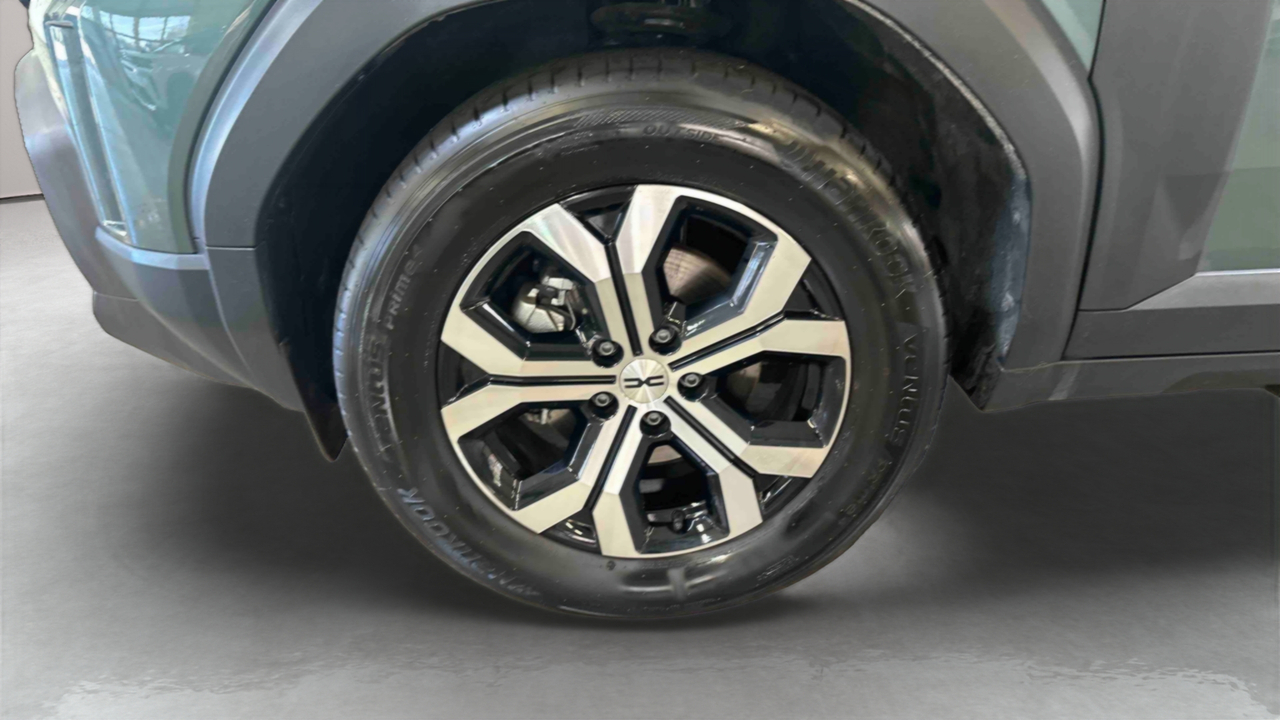 Dacia Duster Hybrid 140 — photo 18