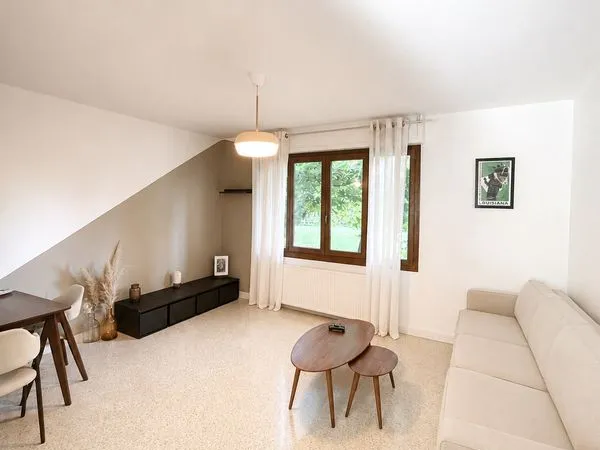 T2 meublé 50 m² avec balcon - Bois Luzy 13012