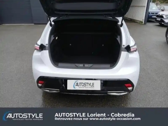 Peugeot 308 1.5 bluehdi 130ch s&amp;s allure eat8 — photo 21