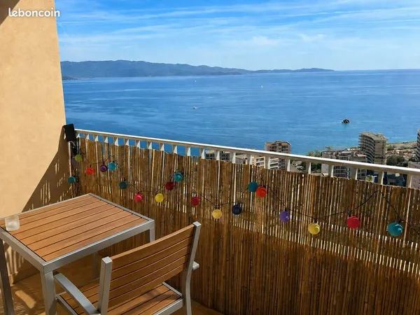 Studio 1 pièce 29 m²