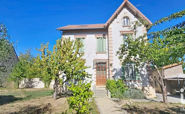 Maison 6 pièces 145 m²