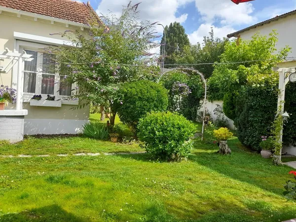 2 petites maison au raincy sur terrain de 340 m2