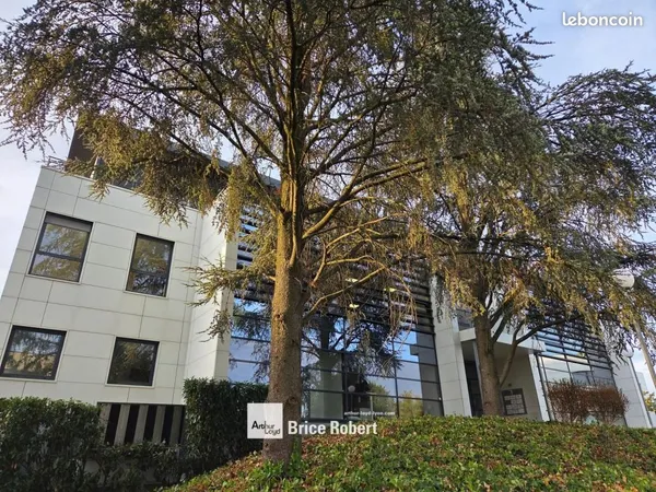 Bureaux 99 m²