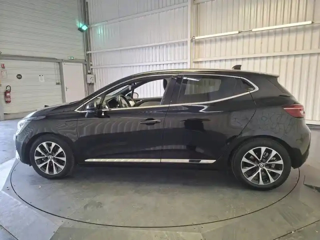 Renault Clio e-tech full hybrid 145