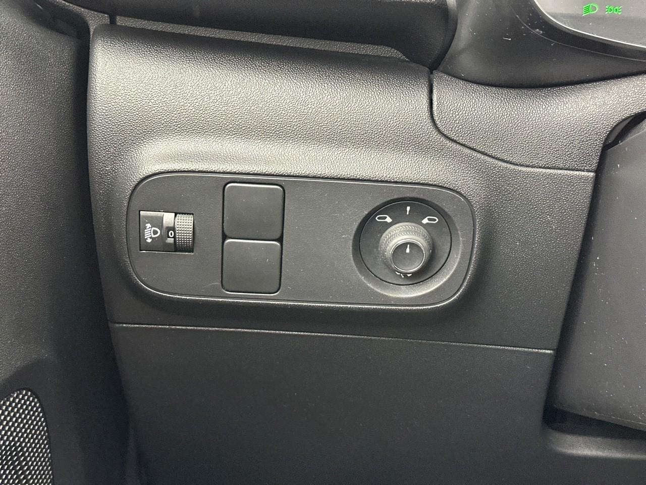 Citroën C3 bluehdi 100 ch bvm6 plus — photo 16