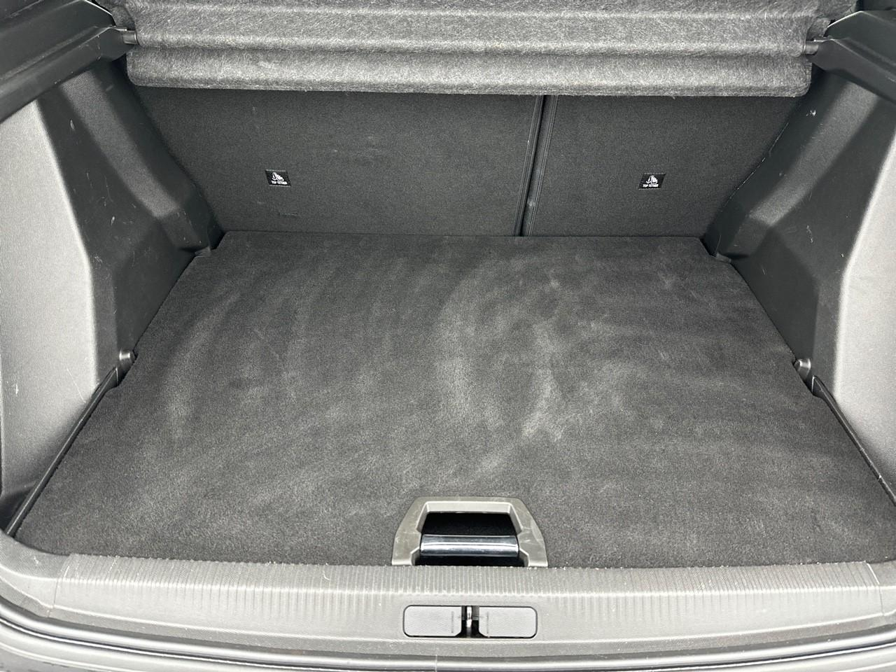 Peugeot 2008 puretech 130 s&s eat8 allure business — photo 6