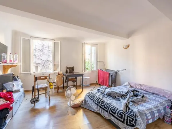 IMMEUBLE - 5 LOTS