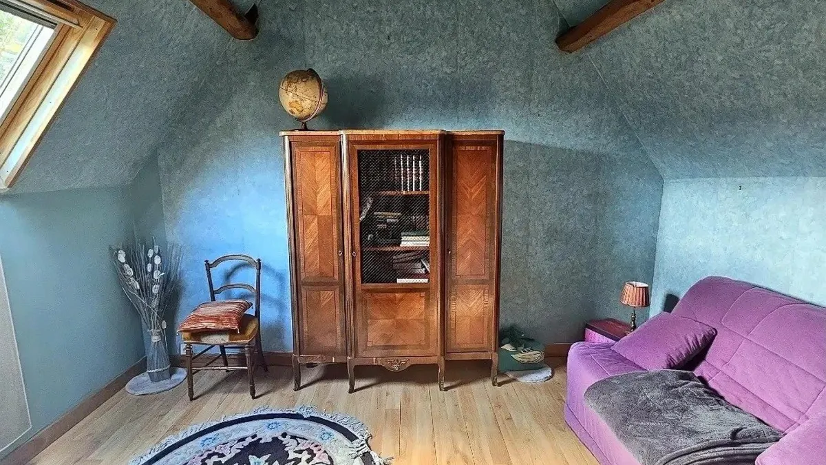 Photo 9