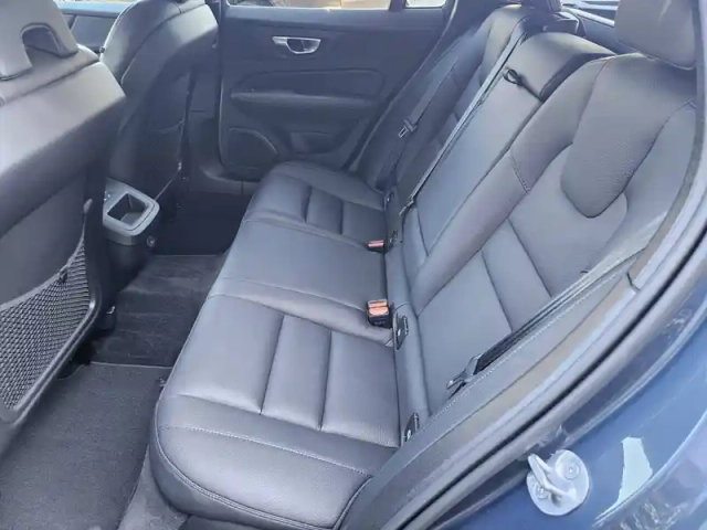 Volvo V60 b4 197 ch geartronic 8 — photo 16