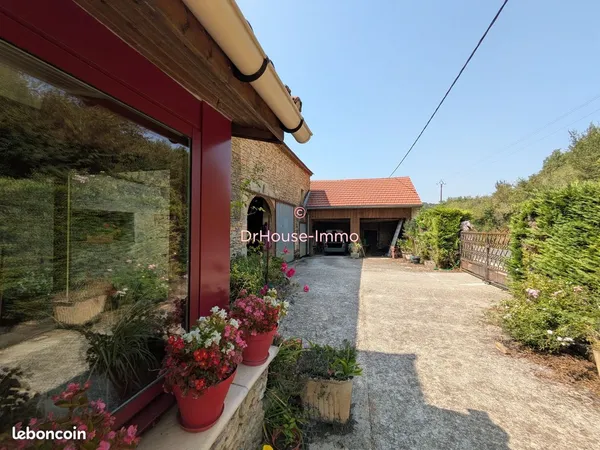 Maison 8 pièces 186 m²