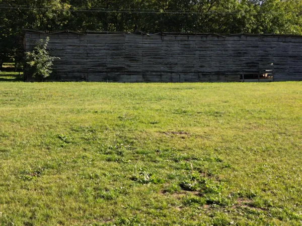 terrain constructible 1380 m²