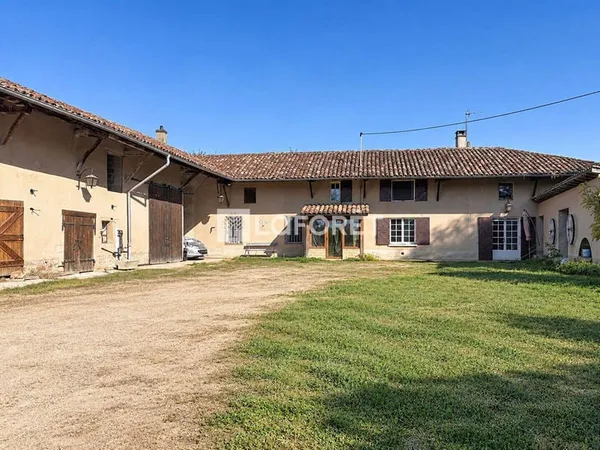 Maison 6 pièces 205 m²