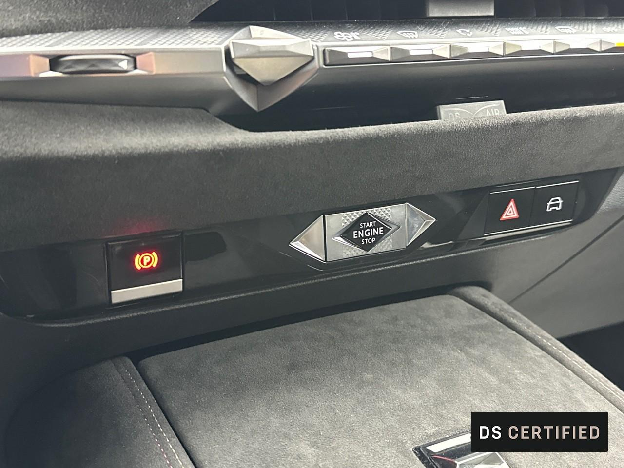 Ds Ds 4 hybride e-tense 225 eat8 performance line+ — photo 28