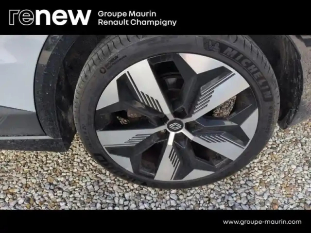 Renault Megane e-tech electric ev60 220ch techno super charge -b — photo 9