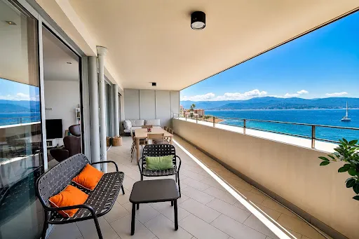 Appartement 5 pièces 158 m²