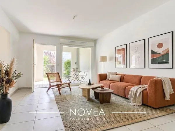 T3 avec jardin et loggia