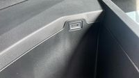 Peugeot 3008 1.2 Hybrid 145ch Allure e-DCS6 — photo 30