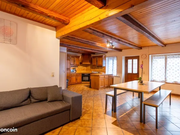 Maison meublée sans terrain
