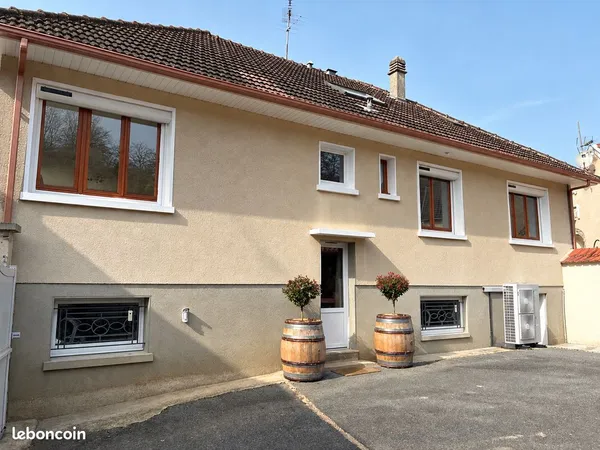 Maison de village - 170 M² avec dépendances