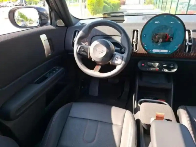 Mini Countryman se 313ch jcw all4 — photo 3