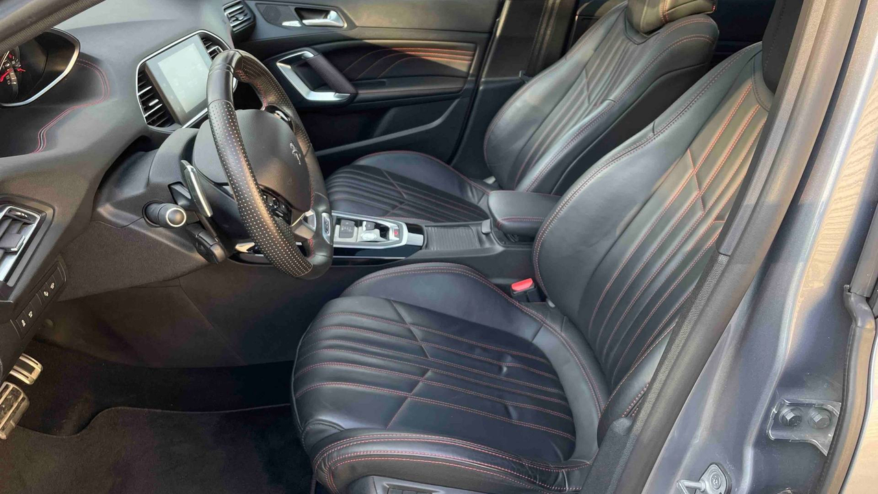 Peugeot 308 2.0 BlueHDi 180ch S&amp;S EAT6 — photo 11