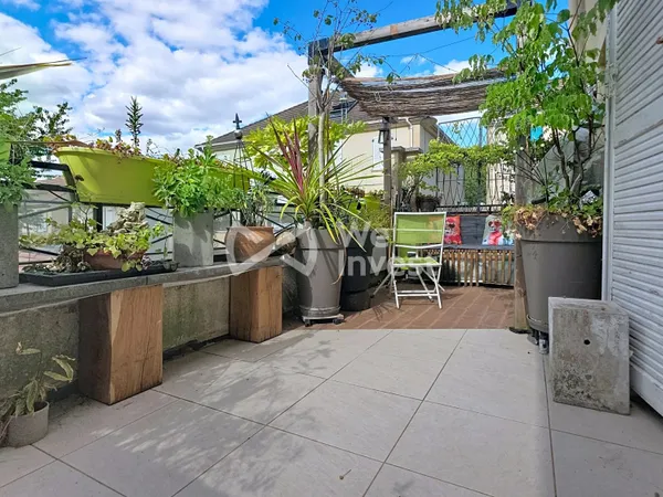 Appartement triplex esprit maison de ville  Serris