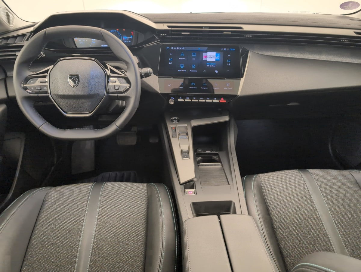 Peugeot 308 — photo 13