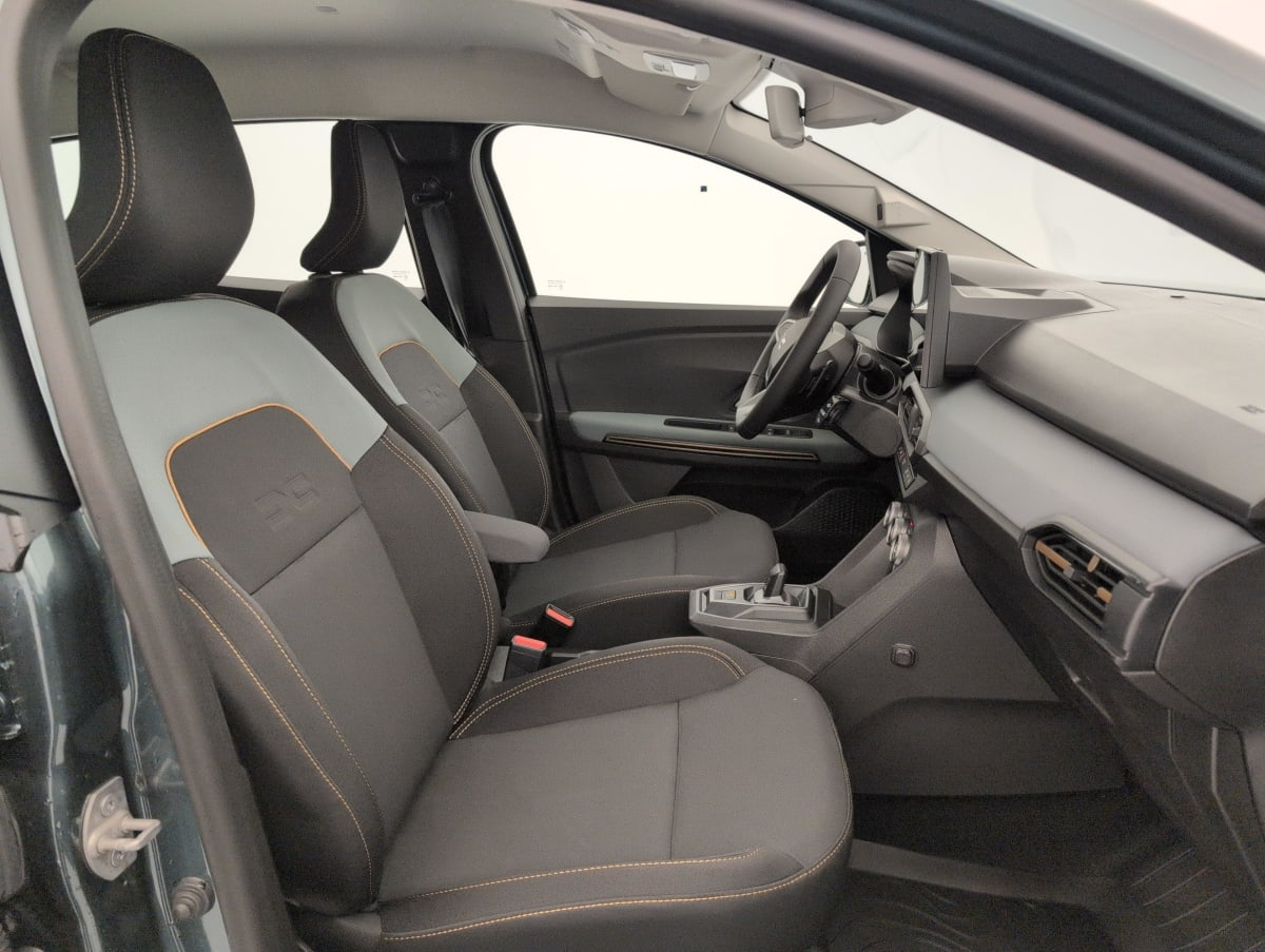 Dacia Sandero — photo 9