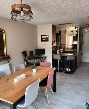 T2 meublé 50,6 m² - Balcon filant - Face Parc Longchamp - Métro 3 min
