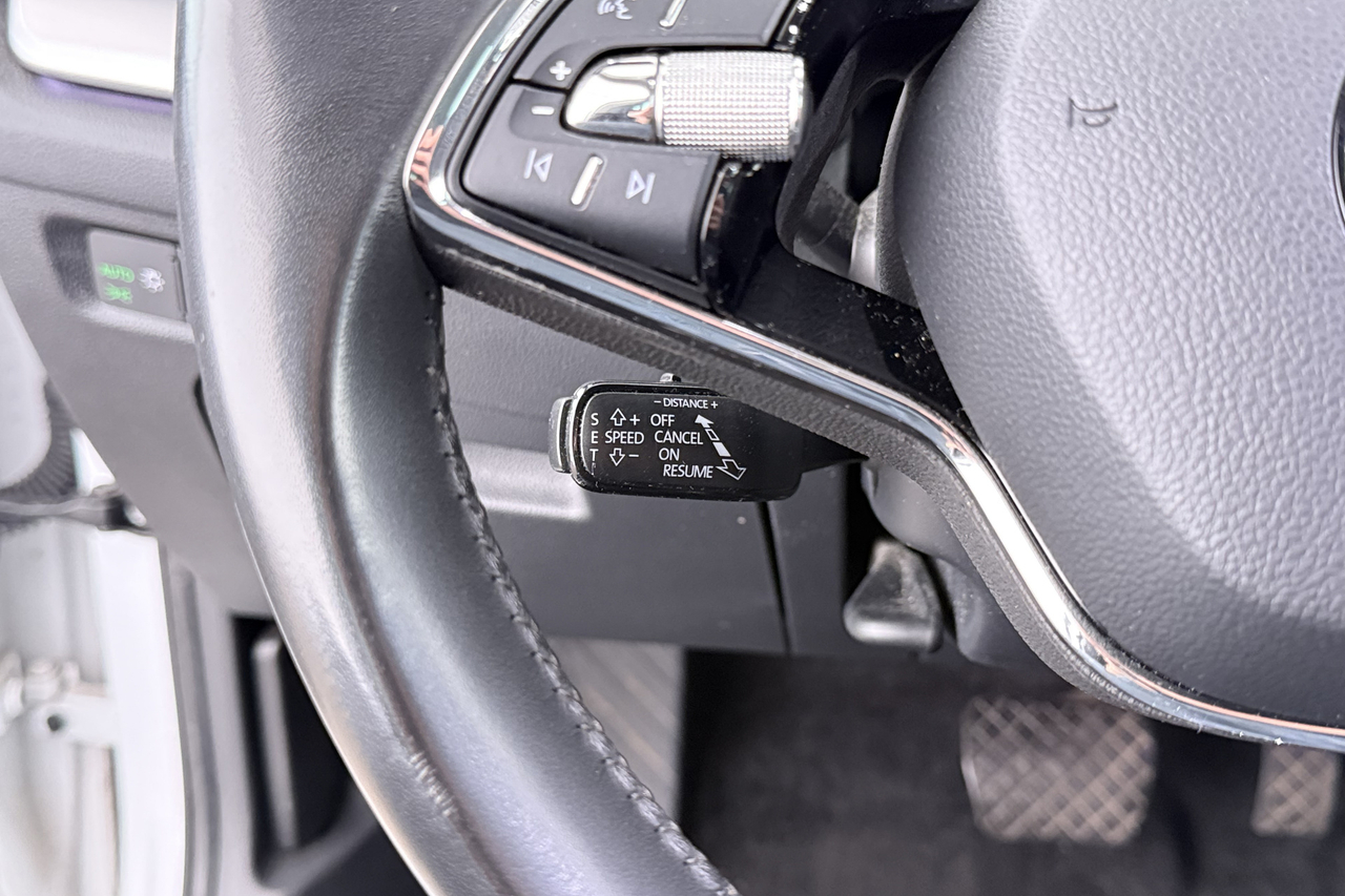 Skoda Octavia Combi — photo 20