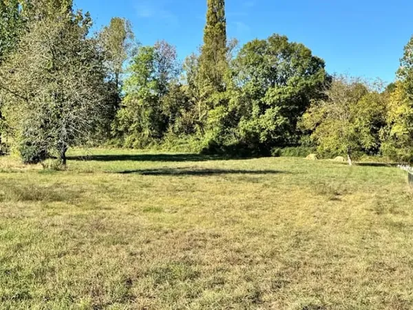 Terrain 1450 m²