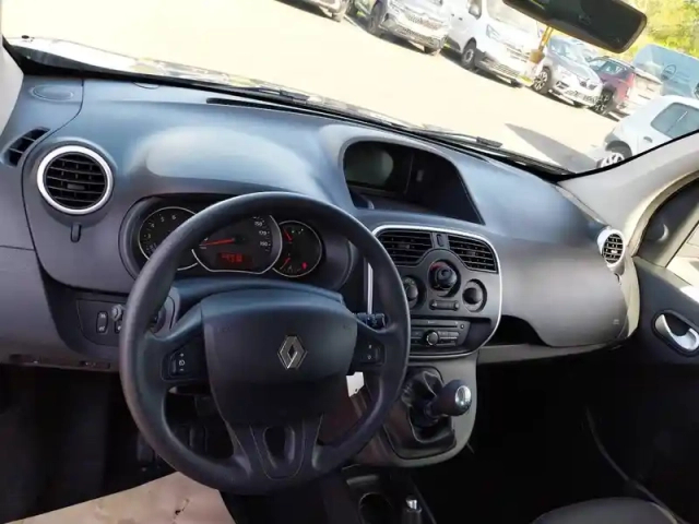 Renault Kangoo blue dci 115 — photo 11